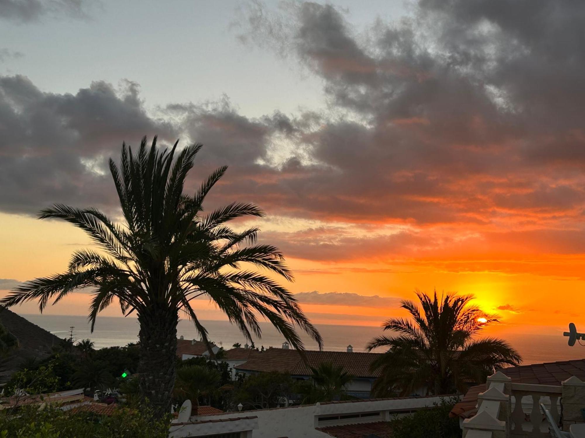 Villa Azure Horizon And Breeze - Panoramic Ocean View And Heated Pool Chayofa Extérieur photo